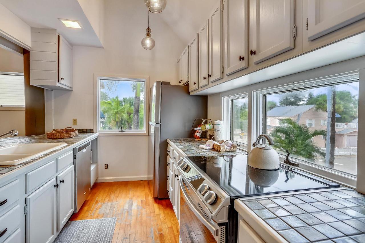 Вилла Sunset Beach House 3Br Сант Пит Бич Экстерьер фото